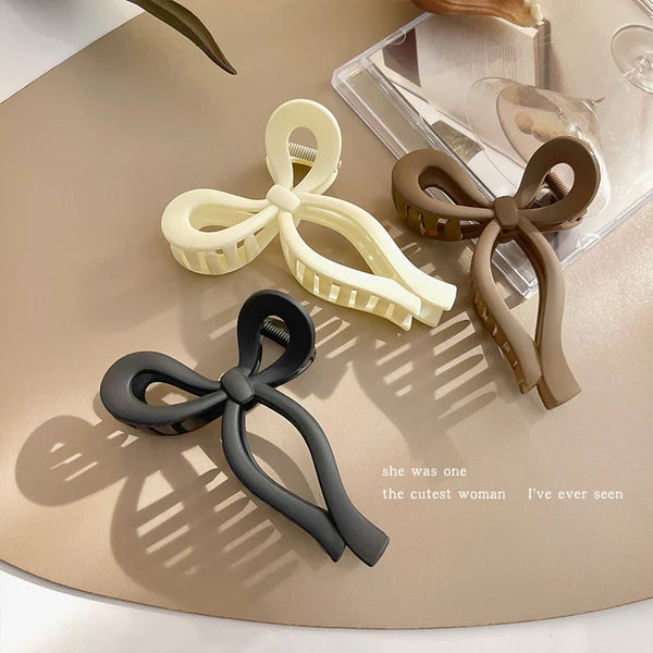 Matte Bow - Hair Claw