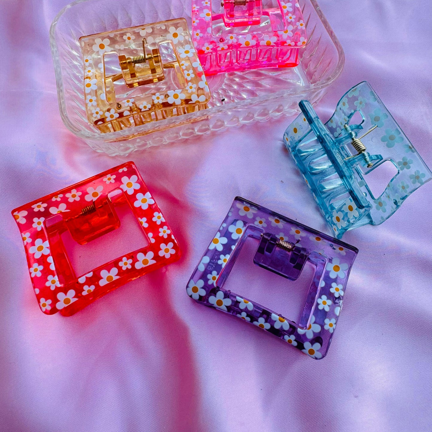 CRYSTAL PRINTED CLAWS