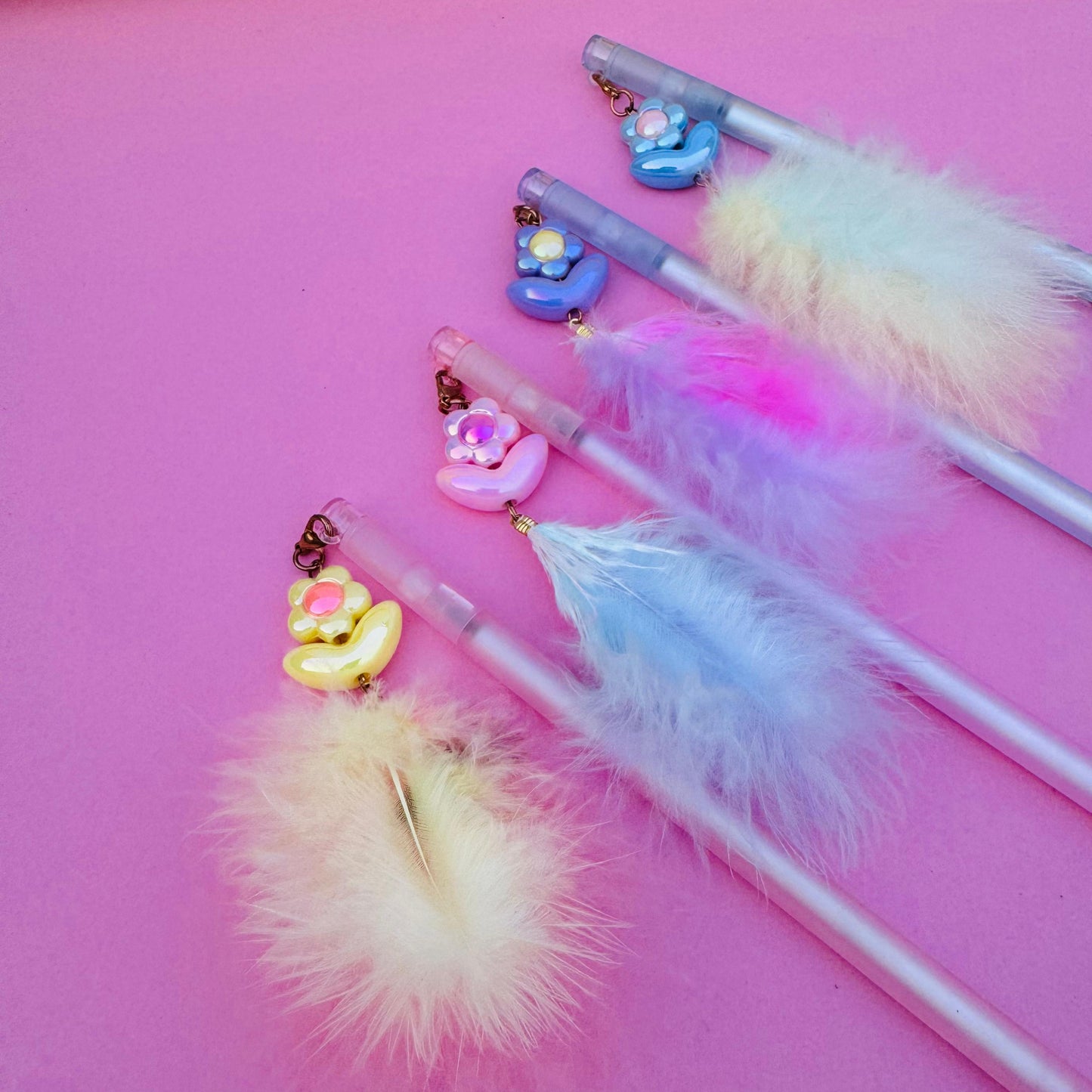 Flower Feather - Gel pen