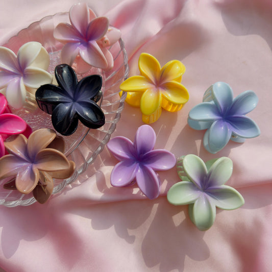 Gradient Lotus - Claw