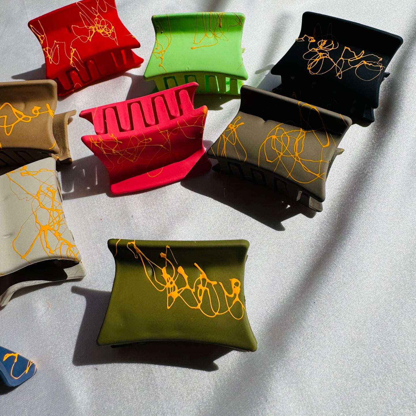 Paint Strokes - Hair Claw Style 2