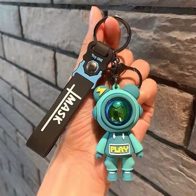 Space Robot - Gold keyring