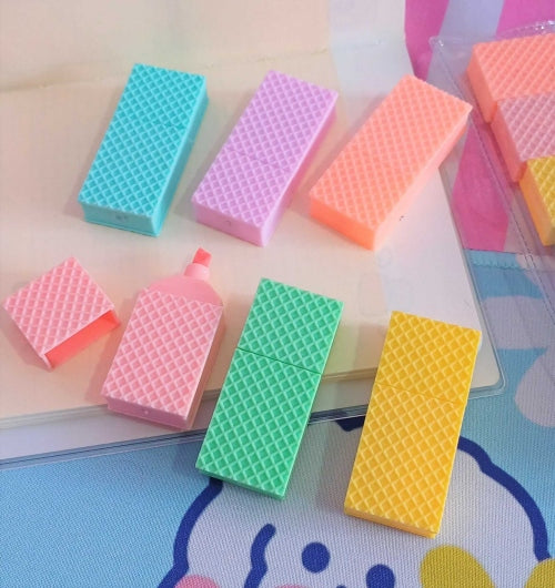 MACARON COLOR WAFER- HIGHLIGHTER SET OF 6