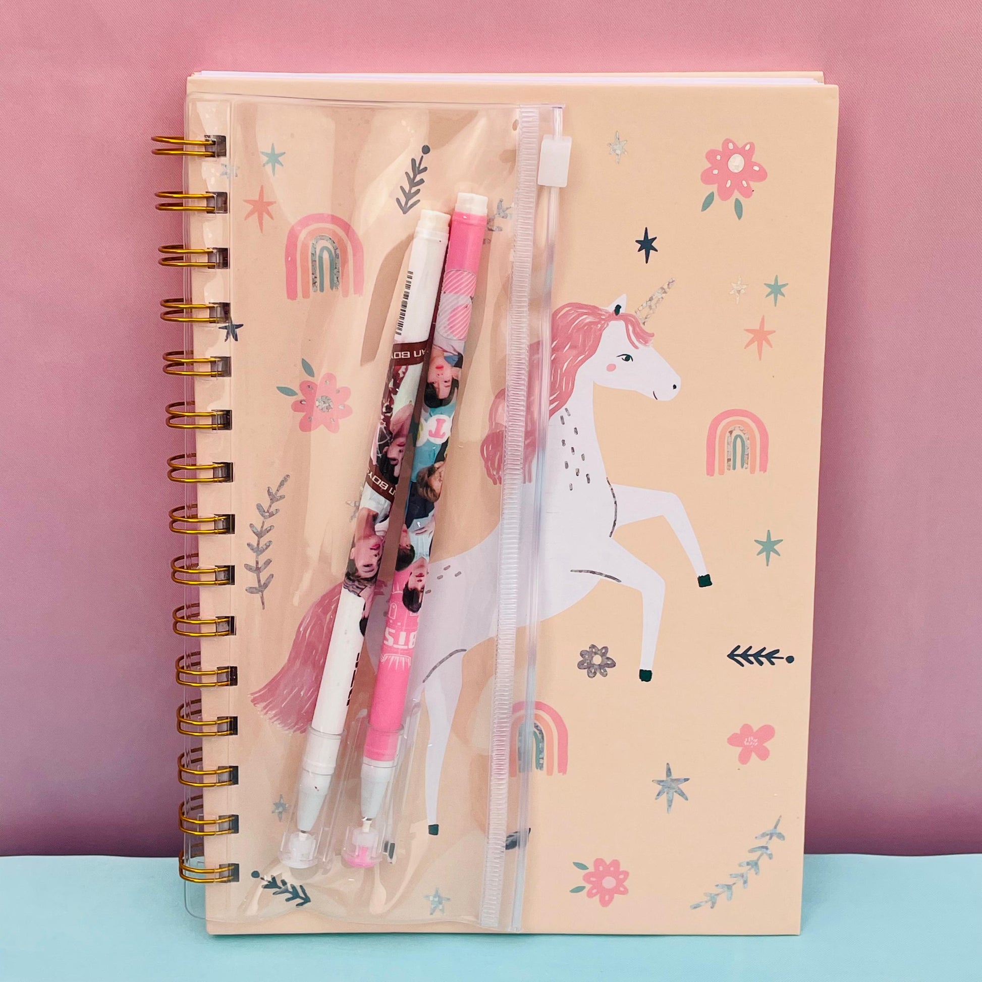 FLYING UNICORN - JOURNAL WITH PENS - STATIONERYSTUDIO