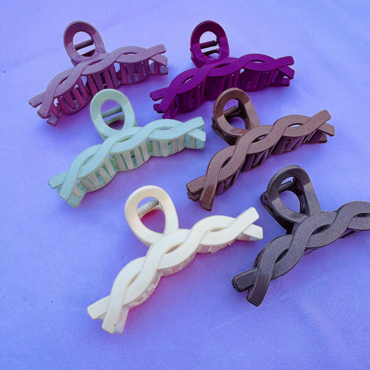 French Braided - Claws