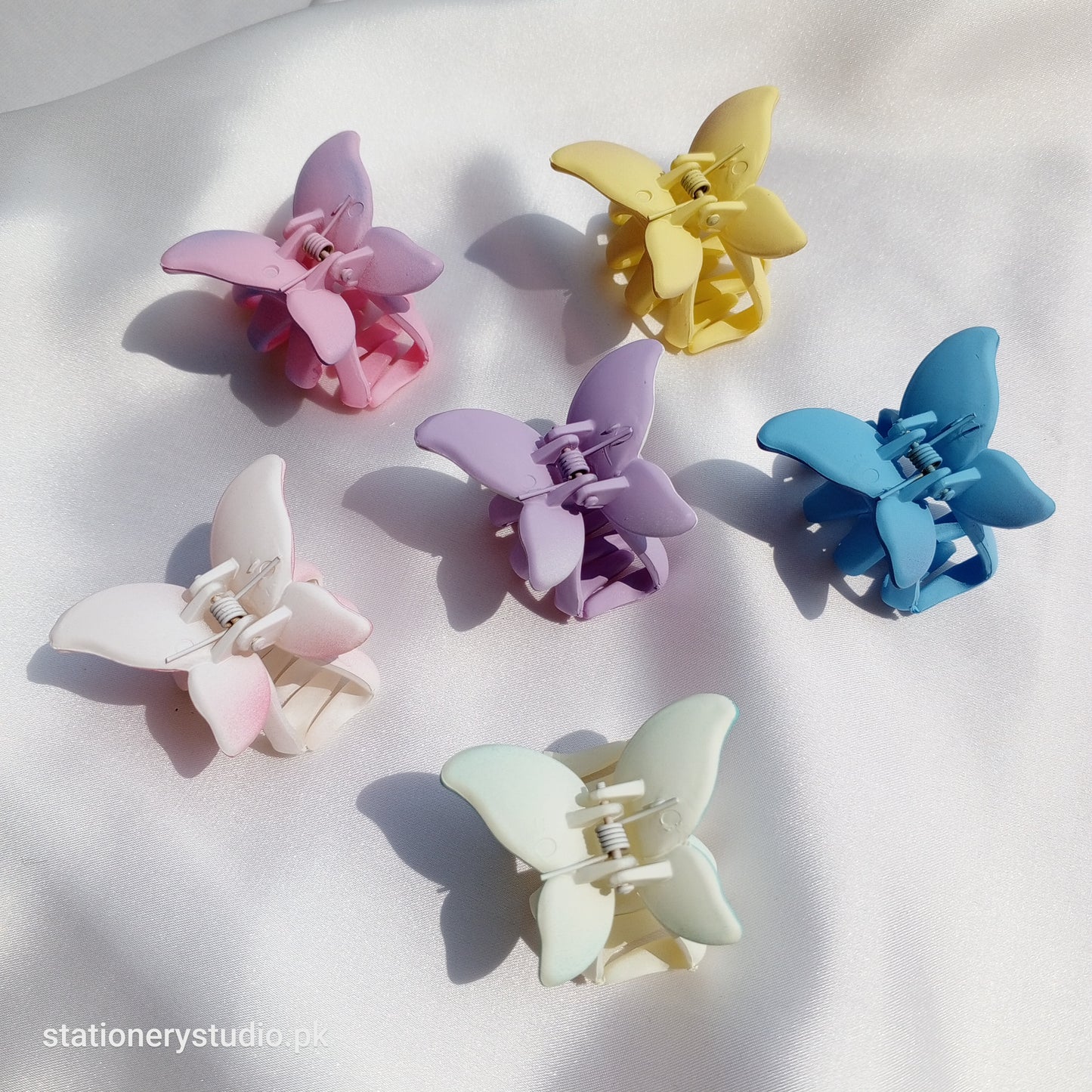 GRADIENT BUTTERFLY HAIR CLAW - STATIONERYSTUDIO