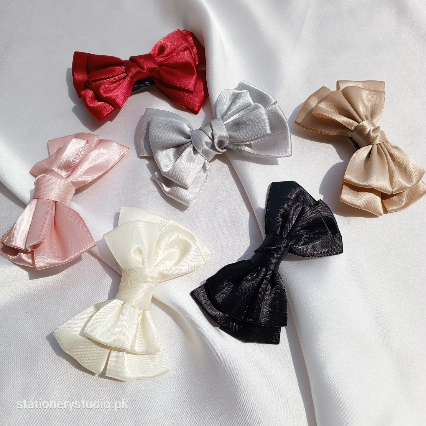 SILK BOW HAIR PIN