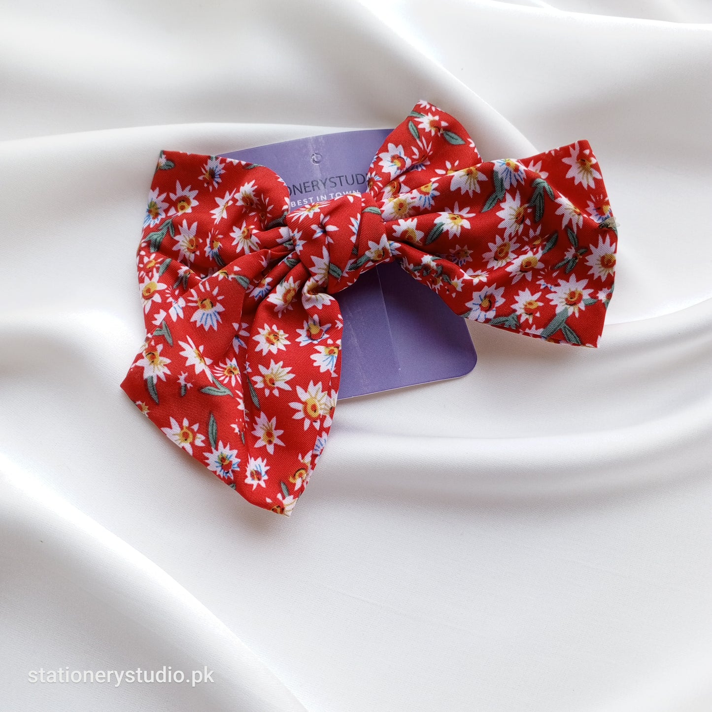 PRINTED RED BOW TIE