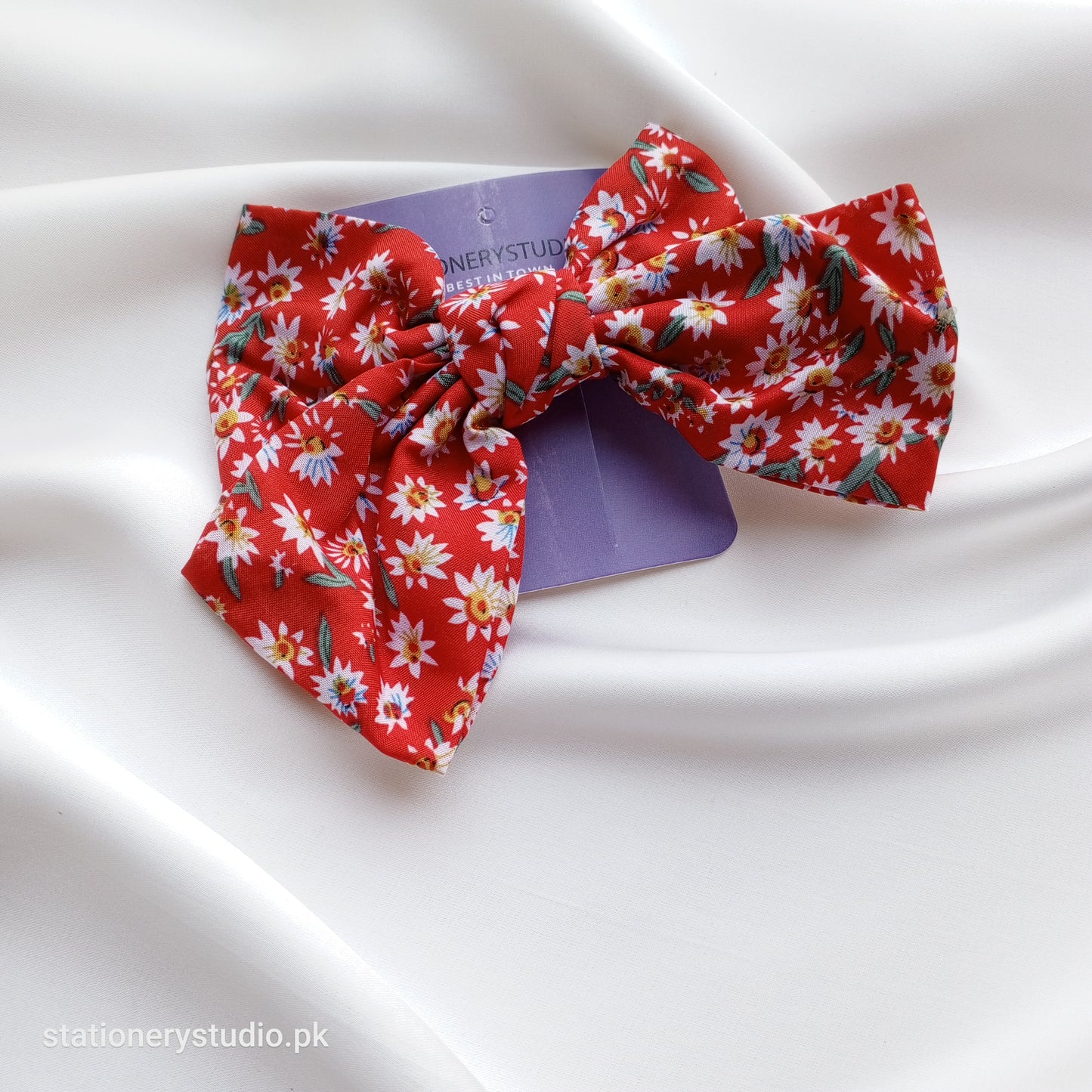 PRINTED RED BOW TIE