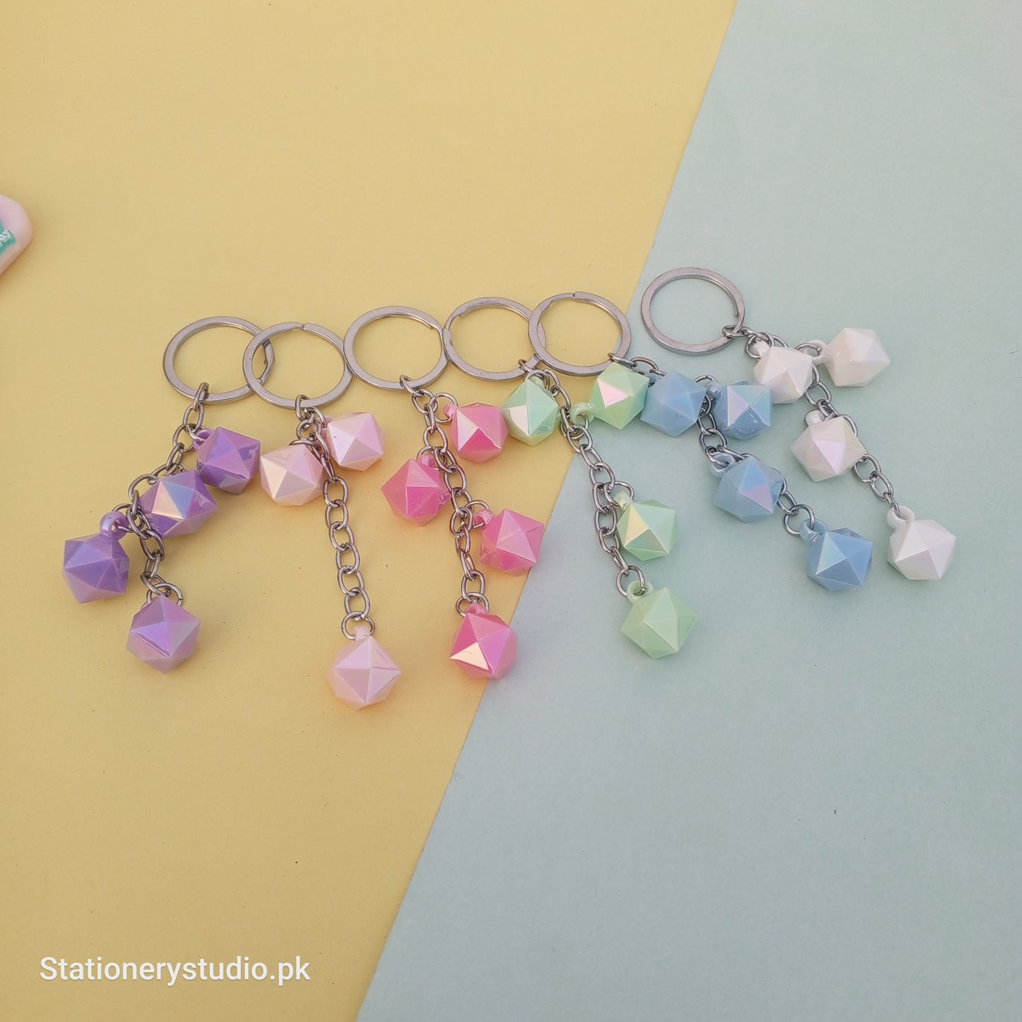 SHINNY BEADS - KEYRING