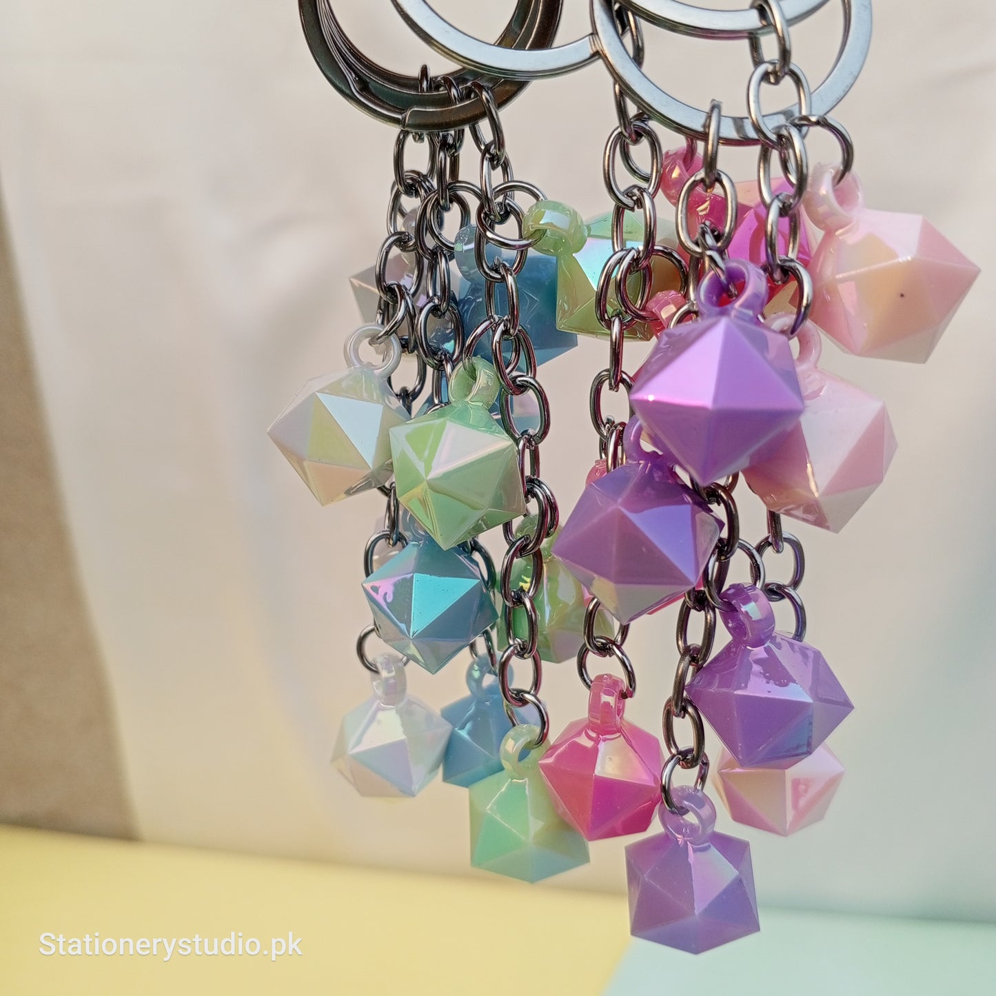 SHINNY BEADS - KEYRING