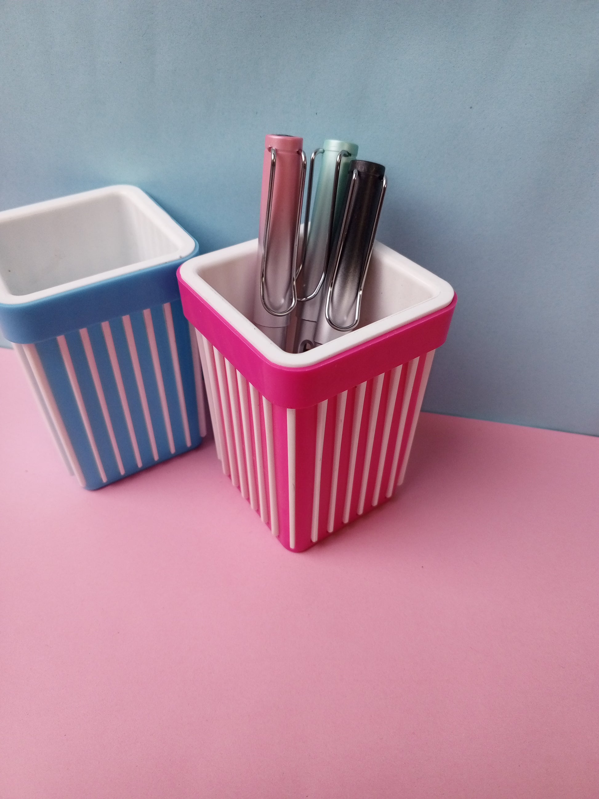 PEN HOLDER - STATIONERYSTUDIO