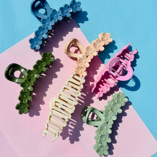 Shinny Floral Twisted - Hair Claw (Large)