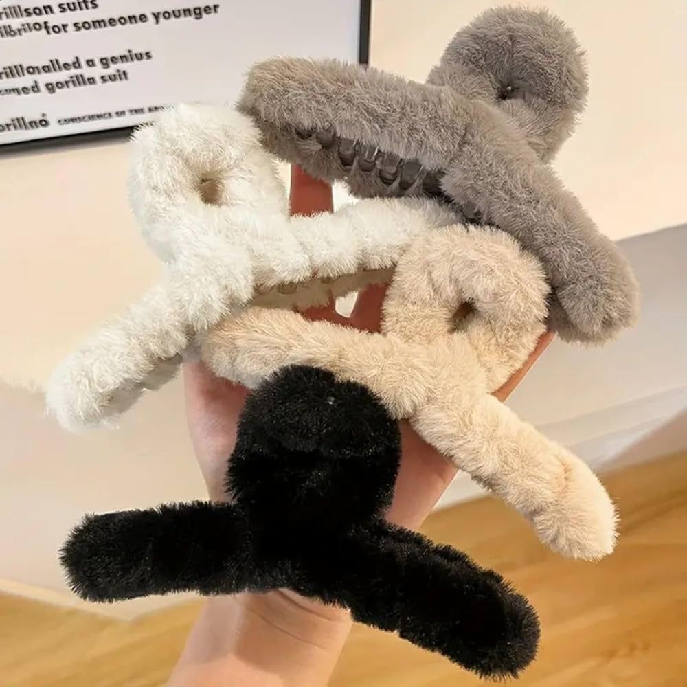Plush Twisted - Hair Claw