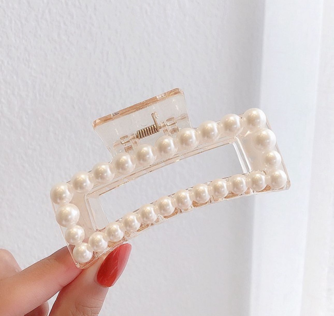 Pearl Rectangular - Hair Claw