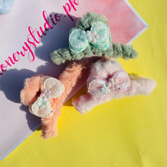 Bow Plush Twisted - Hair Claw