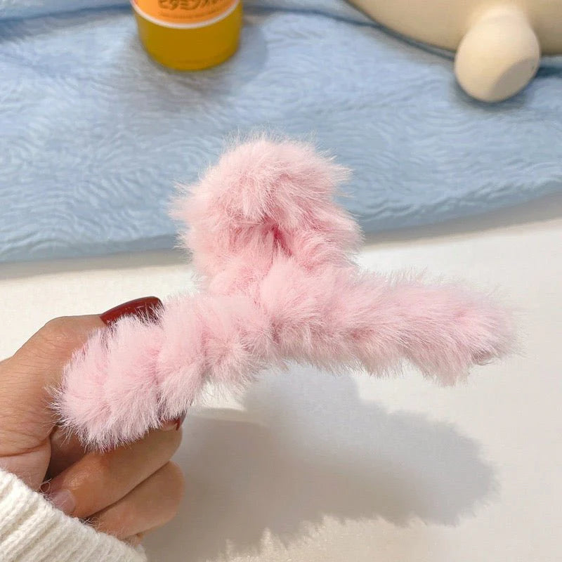 Korean Fur - Hair Claw